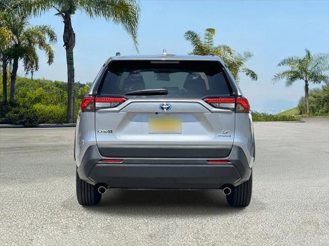 Photo of 2023 Silver Sky Toyota RAV4 Hybrid
