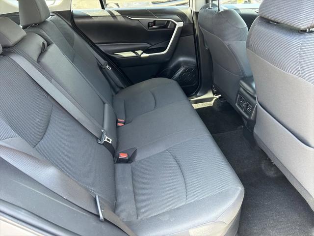 Photo of 2023 Silver Sky Toyota RAV4 Hybrid