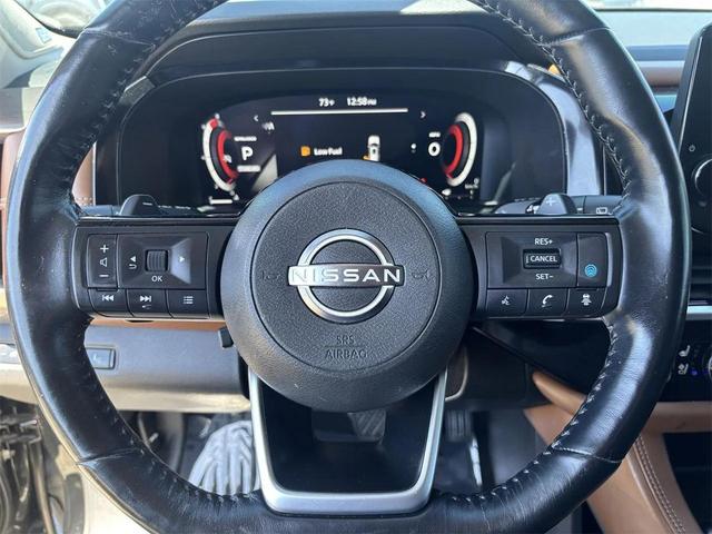 Photo of 2022 Super Black Nissan Pathfinder