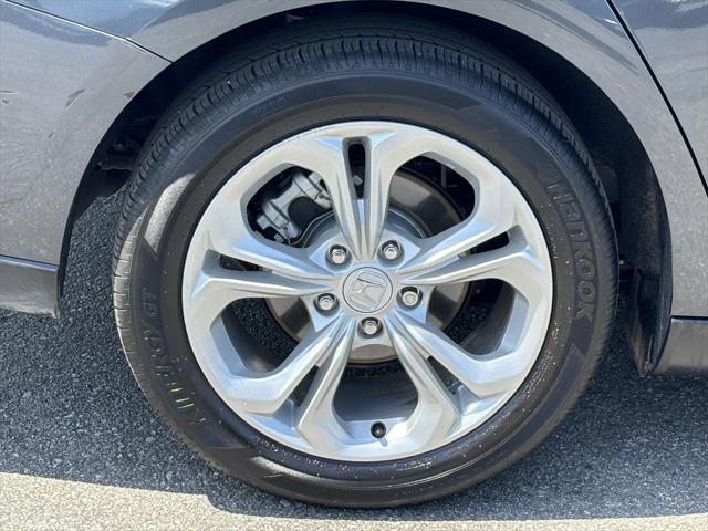 Photo of 2024 Meteorite Gray Metallic Honda Accord