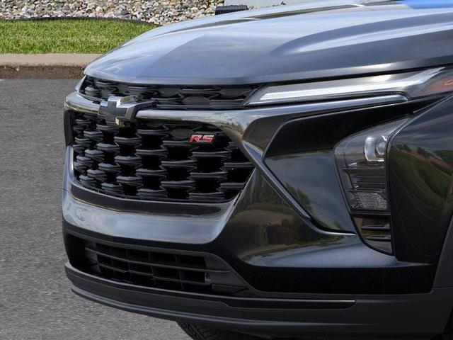 Photo of 2026 Exterior, Black Meet Kettle Met-3 (506B) / Black M Eet Kettle Me Chevrolet Trax