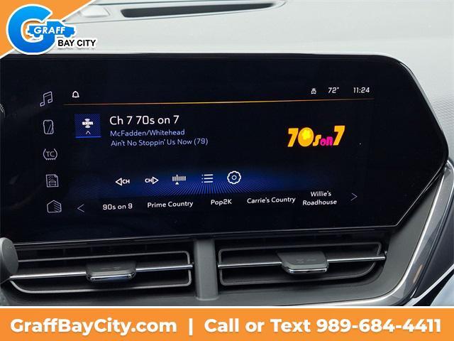 Photo of 2025 Summit White Chevrolet Trax