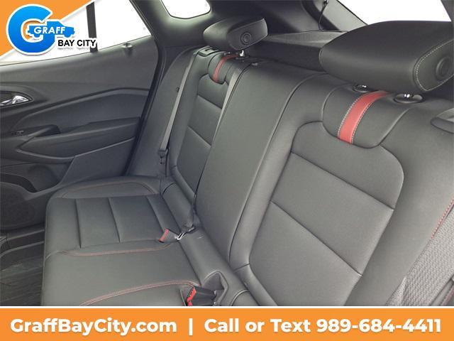 Photo of 2025 Summit White Chevrolet Trax