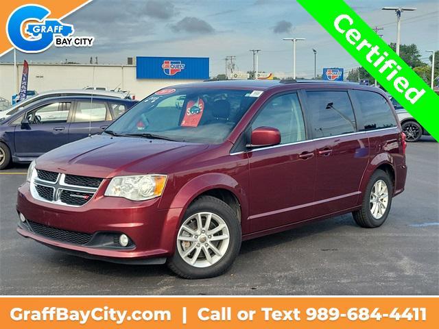Photo of 2019 Octane Red Pearlcoat Dodge Grand Caravan