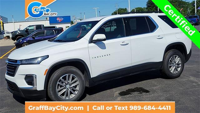 Photo of 2023 Summit White Chevrolet Traverse