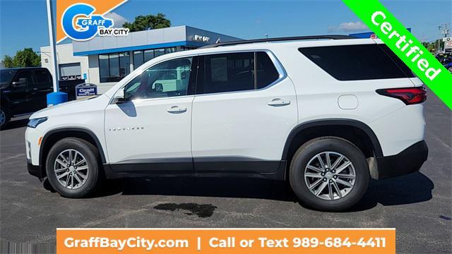 Photo of 2023 Summit White Chevrolet Traverse
