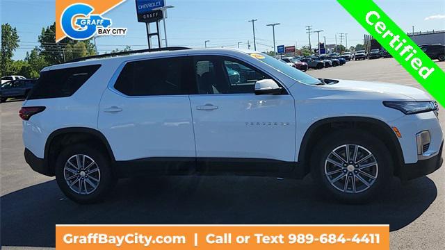 Photo of 2023 Summit White Chevrolet Traverse
