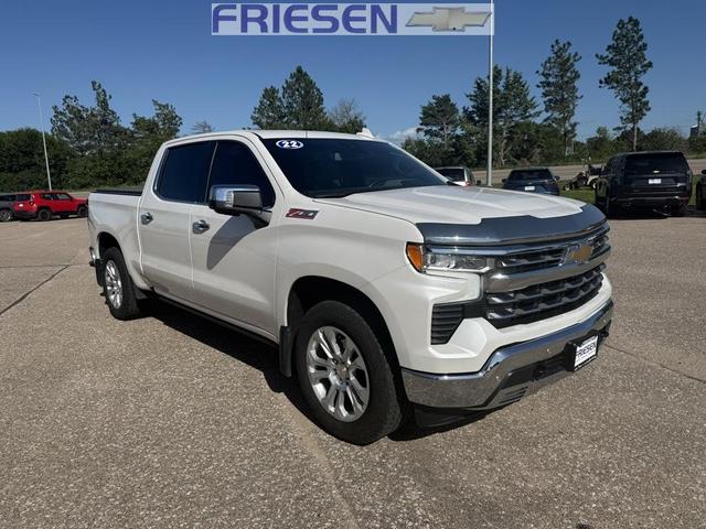Photo of 2022 Iridescent Pearl Tricoat Chevrolet Silverado 1500