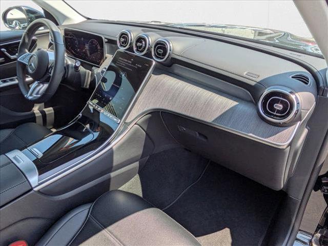 Photo of 2025 Obsidian Black Metallic Mercedes-Benz GLC 350e
