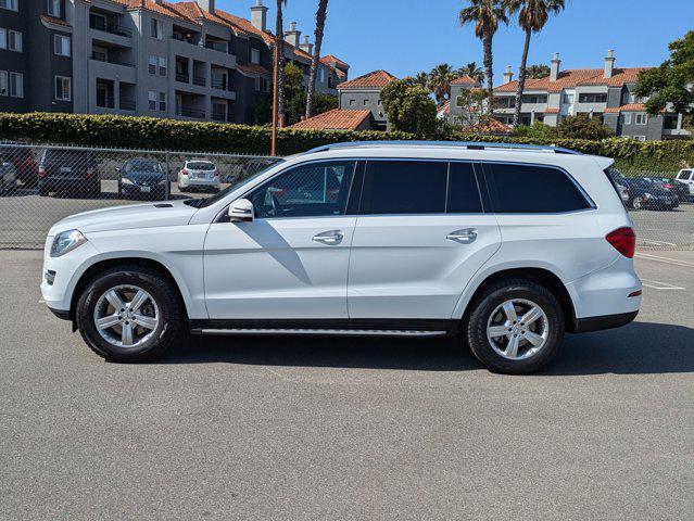 Photo of 2016 Diamond White Metallic Mercedes-Benz GL-Class