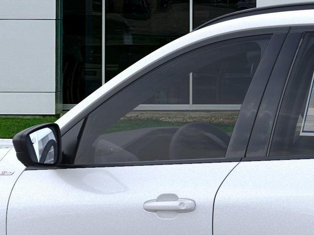 Photo of 2025 Star White Ford Escape