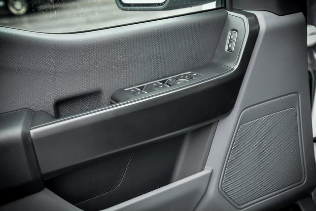 Photo of 2025 Oxford White Ford F-150