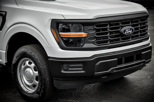 Photo of 2025 Oxford White Ford F-150