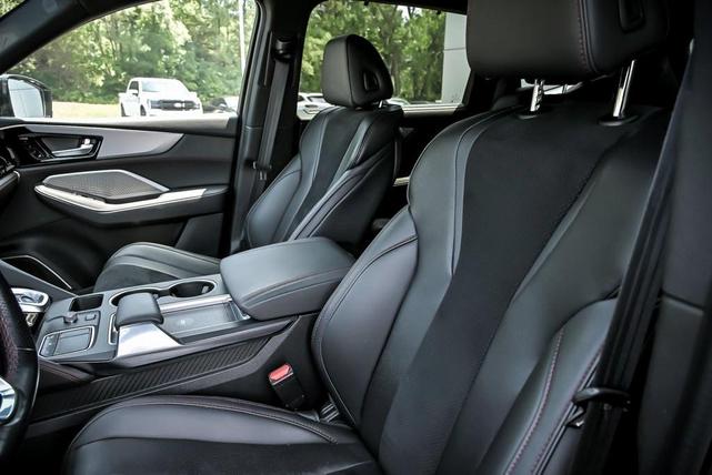 Photo of 2023 Gray Acura MDX