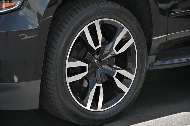 Photo of 2019 Black Chevrolet Tahoe