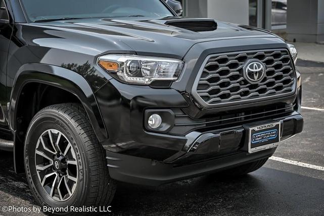 Photo of 2023 Black Toyota Tacoma