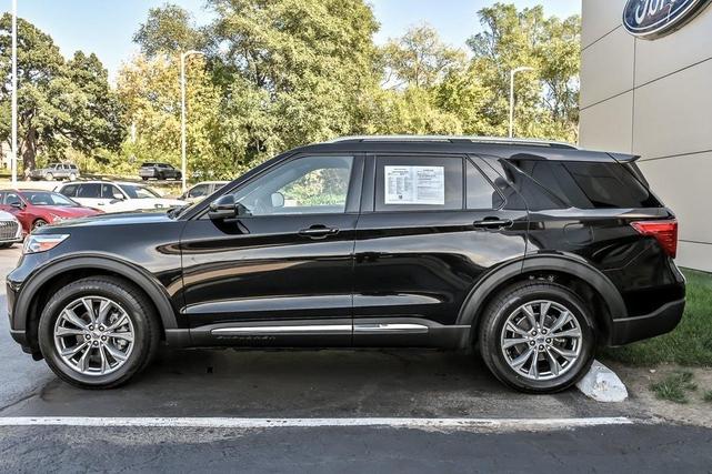 Photo of 2020 Black Ford Explorer