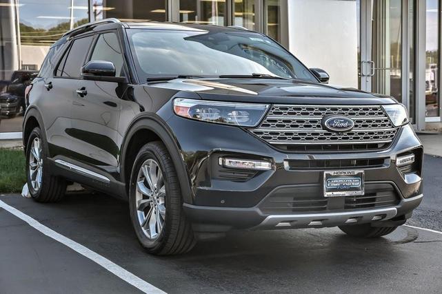 Photo of 2020 Black Ford Explorer