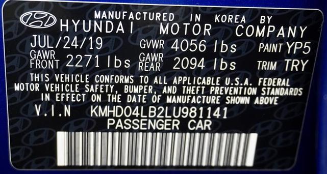 Photo of 2020 Intense Blue Hyundai ELANTRA