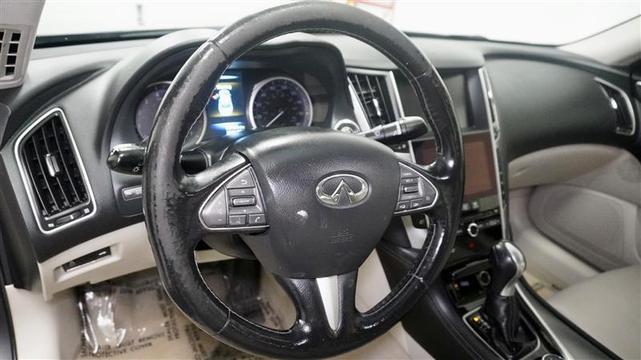 Photo of 2015 Liquid Platinum INFINITI Q50