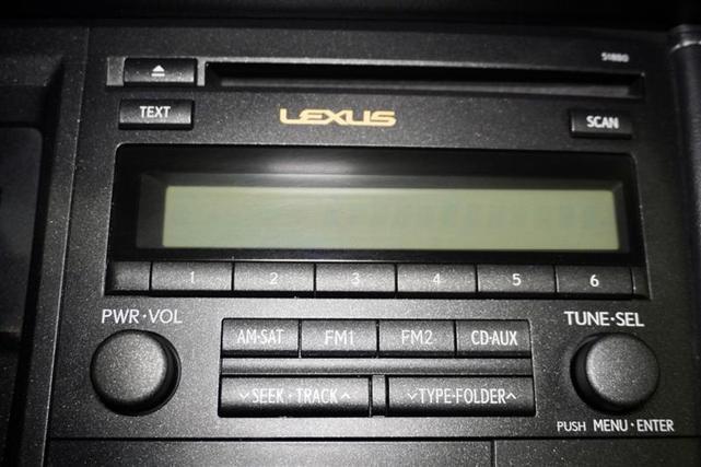 Photo of 2011 Daybreak Yellow Mica Lexus CT 200h