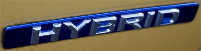 Photo of 2011 Daybreak Yellow Mica Lexus CT 200h