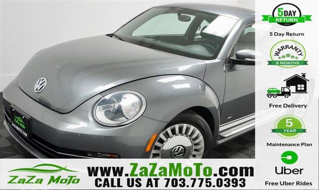 Photo of 2014 Platinum Gray Metallic Volkswagen Beetle