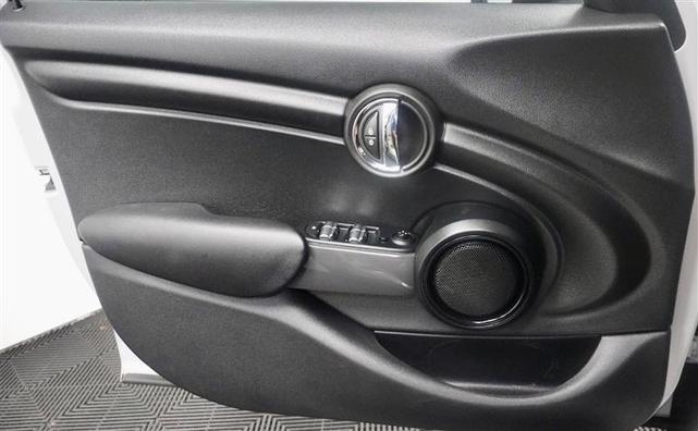 Photo of 2016 Melting Silver Metallic MINI Hardtop