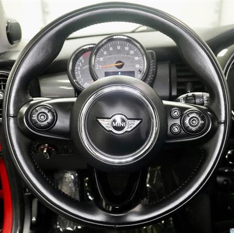 Photo of 2017 Blazing Red Metallic MINI Hardtop
