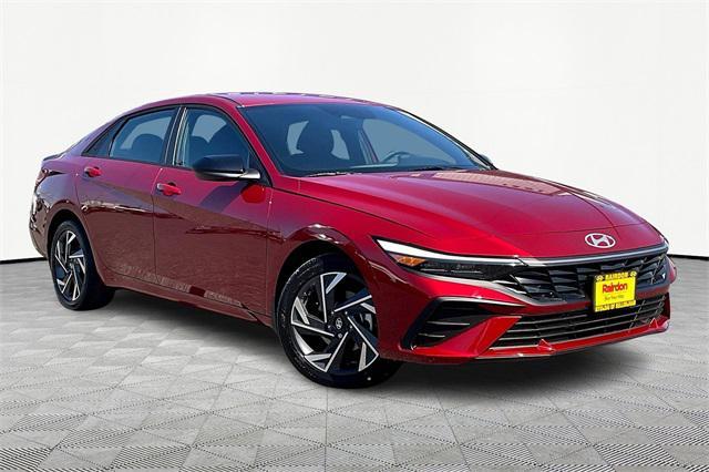 Photo of 2025 Ultimate Red Hyundai ELANTRA