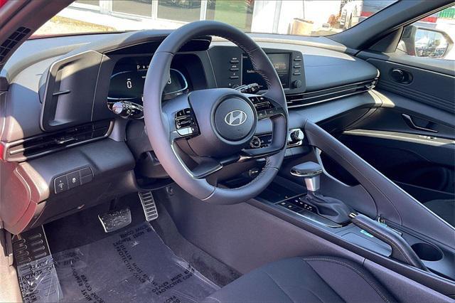 Photo of 2025 Ultimate Red Hyundai ELANTRA