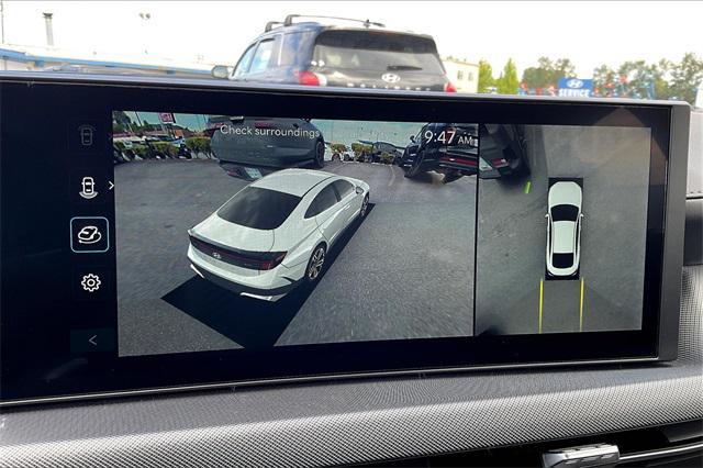 Photo of 2025 Ultimate red Hyundai SONATA Hybrid