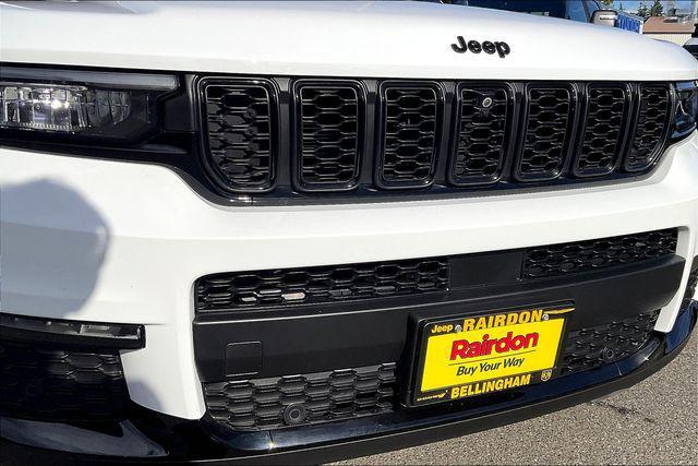 Photo of 2025 Bright White Clearcoat Jeep Grand Cherokee L