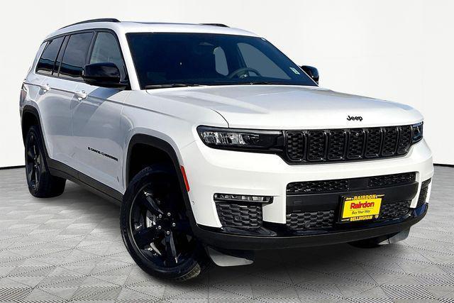 Photo of 2025 Bright White Clearcoat Jeep Grand Cherokee L