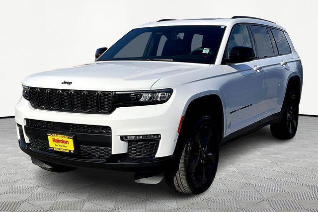 Photo of 2025 Bright White Clearcoat Jeep Grand Cherokee L