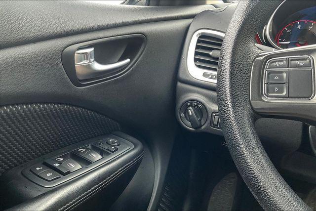 Photo of 2015 Bright White Clearcoat Dodge Dart