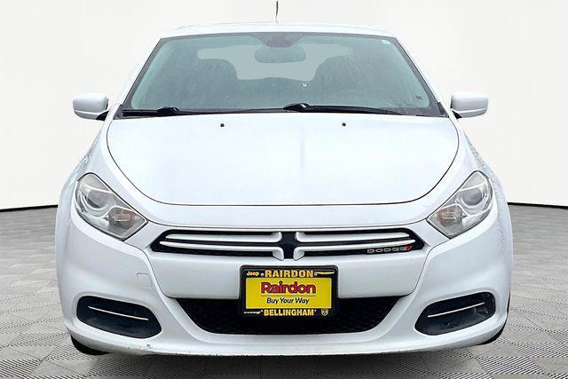 Photo of 2015 Bright White Clearcoat Dodge Dart