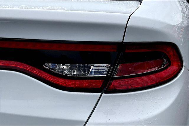 Photo of 2015 Bright White Clearcoat Dodge Dart
