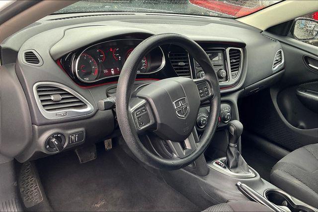 Photo of 2015 Bright White Clearcoat Dodge Dart