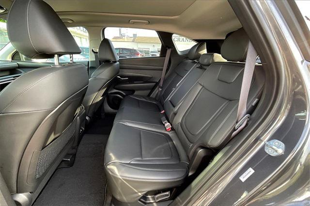 Photo of 2025 Titan Gray Hyundai TUCSON Hybrid