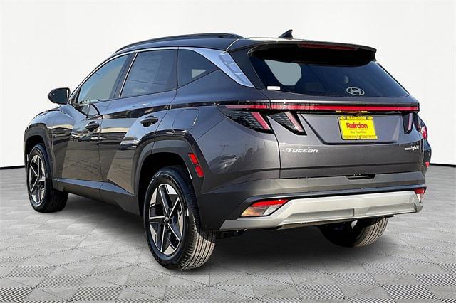 Photo of 2025 Titan Gray Hyundai TUCSON Hybrid