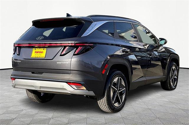 Photo of 2025 Titan Gray Hyundai TUCSON Hybrid