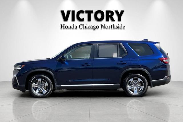 Photo of 2025 Obsidian Honda Pilot