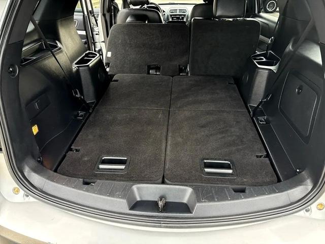 Photo of 2016 Silver Ford Explorer