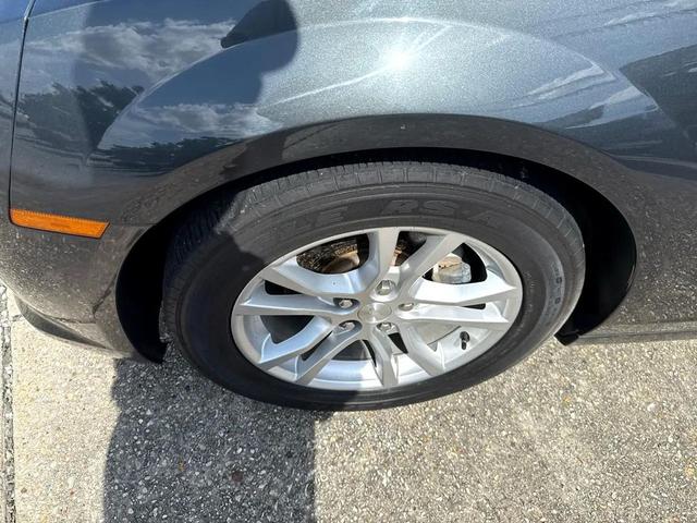 Photo of 2015 Gray Chevrolet Camaro