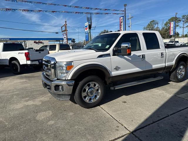 Photo of 2015 White Ford F-250