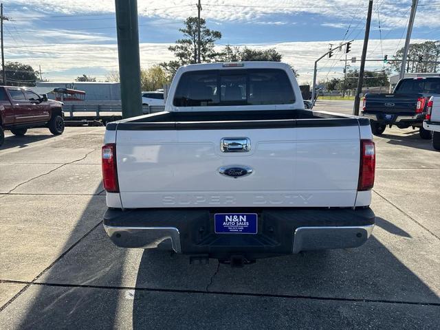 Photo of 2015 White Ford F-250