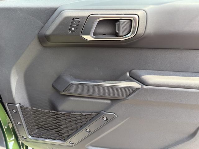 Photo of 2025 Eruption Green Metallic Ford Bronco