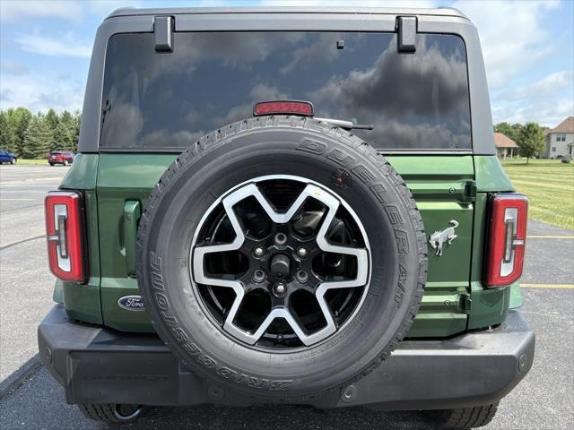Photo of 2025 Eruption Green Metallic Ford Bronco