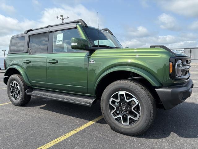 Photo of 2025 Eruption Green Metallic Ford Bronco